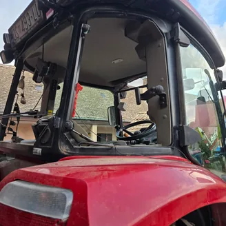CASE IH traktor – zamjena svih stakala na traktoru u autolimarskoj radionici Autokirurgija Omrčen, Osijek (slika 2)