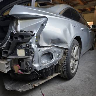 Audi 1 – ravnanje udubljenja, priprema i lakiranje u autolimarskoj radionici Autokirurgija Omrčen, Osijek (slika 2)