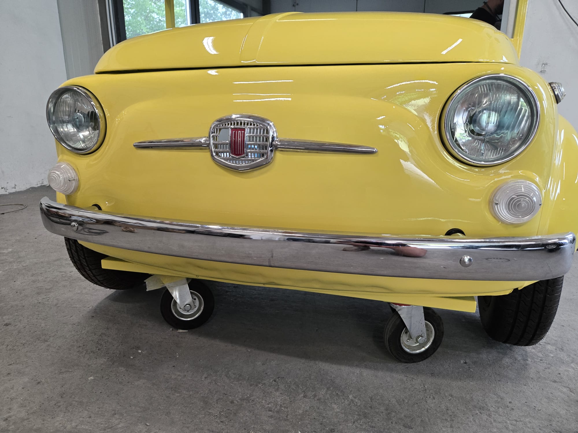 Fiat Topolino – restauracija i lakiranje izložbenog primjerka u autolimarskoj radionici Autokirurgija Omrčen, Osijek (slika 3)
